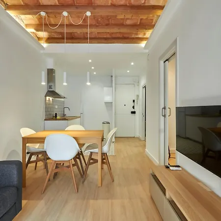 Vibrant And Modern Apartment Barcelona Exterior photo